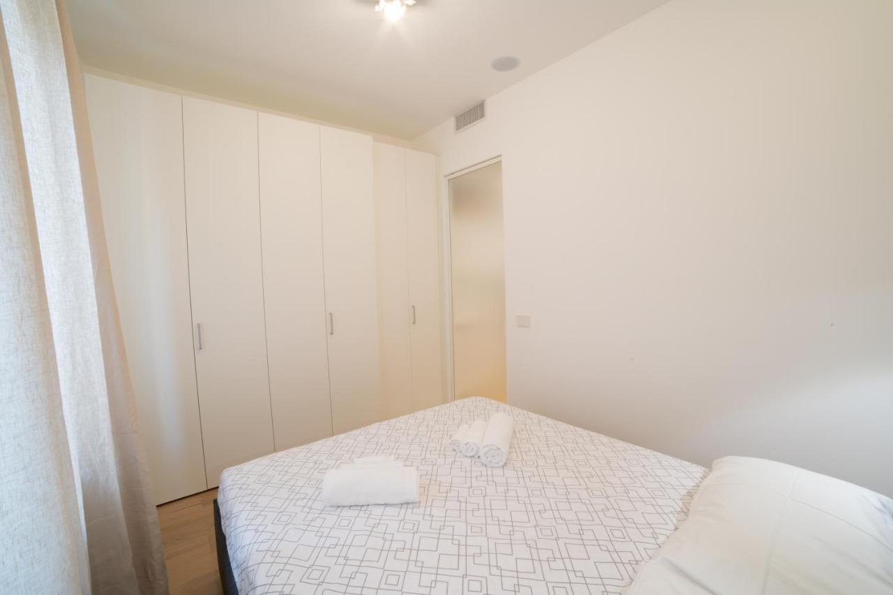 Navigli-Centro-Universita, Amazing New Apartment Milano Dış mekan fotoğraf